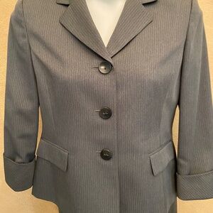 NWOT Le Suit Grey Pinstripe 2 pc Pantsuit size 16P